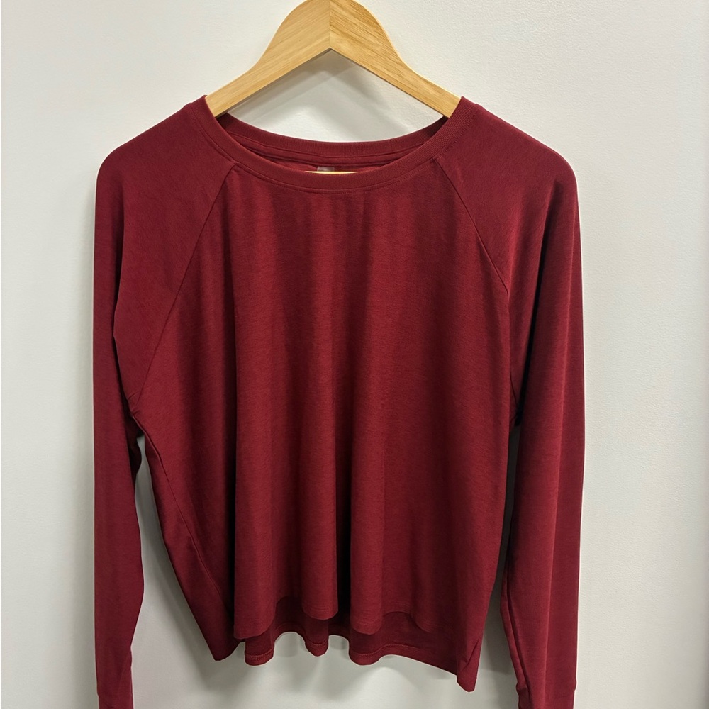 Beyond Yoga Women's Burgundy Crewneck Pullover